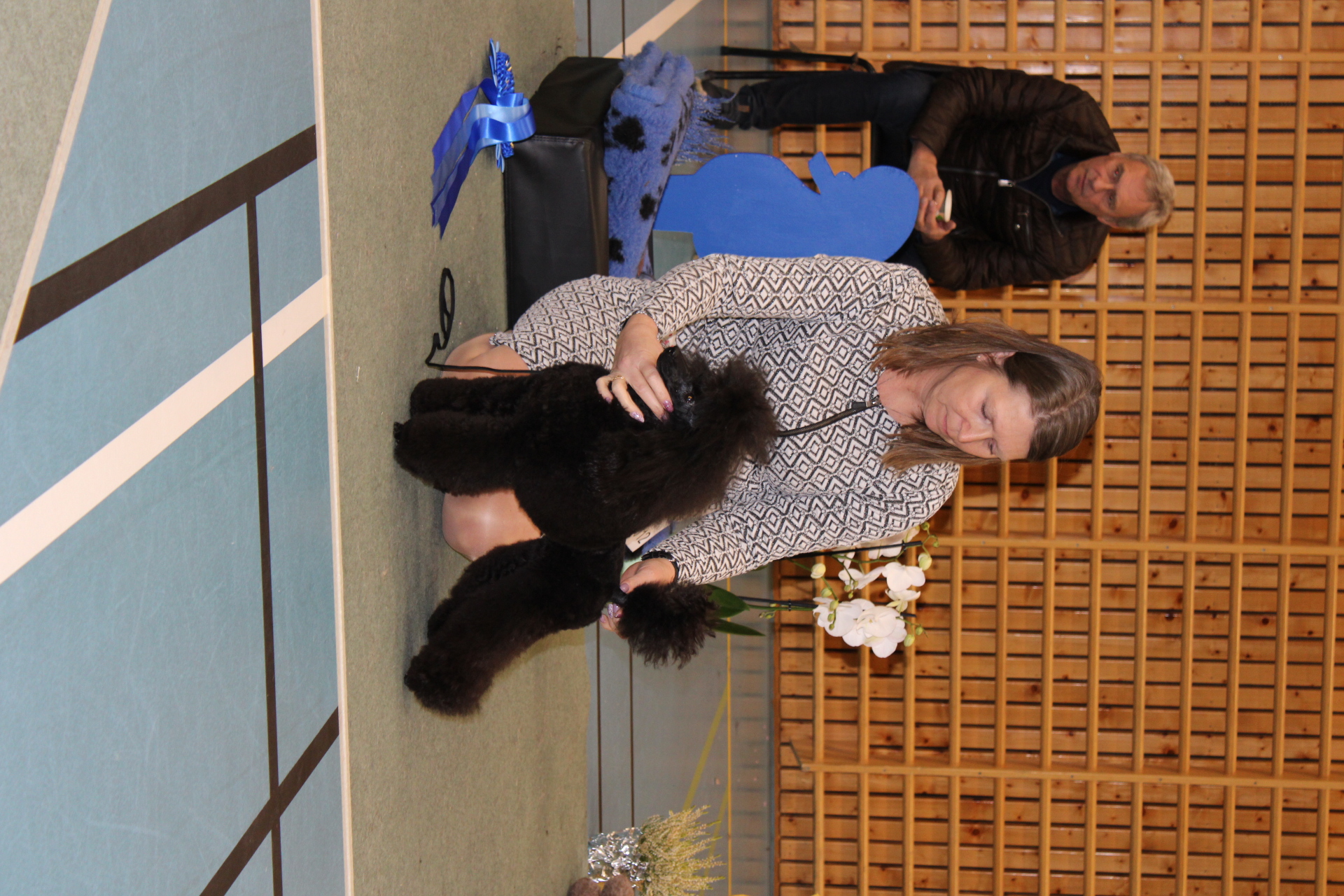 N uch Black Mail’s Helloween N uch Black Mail’s Helloween